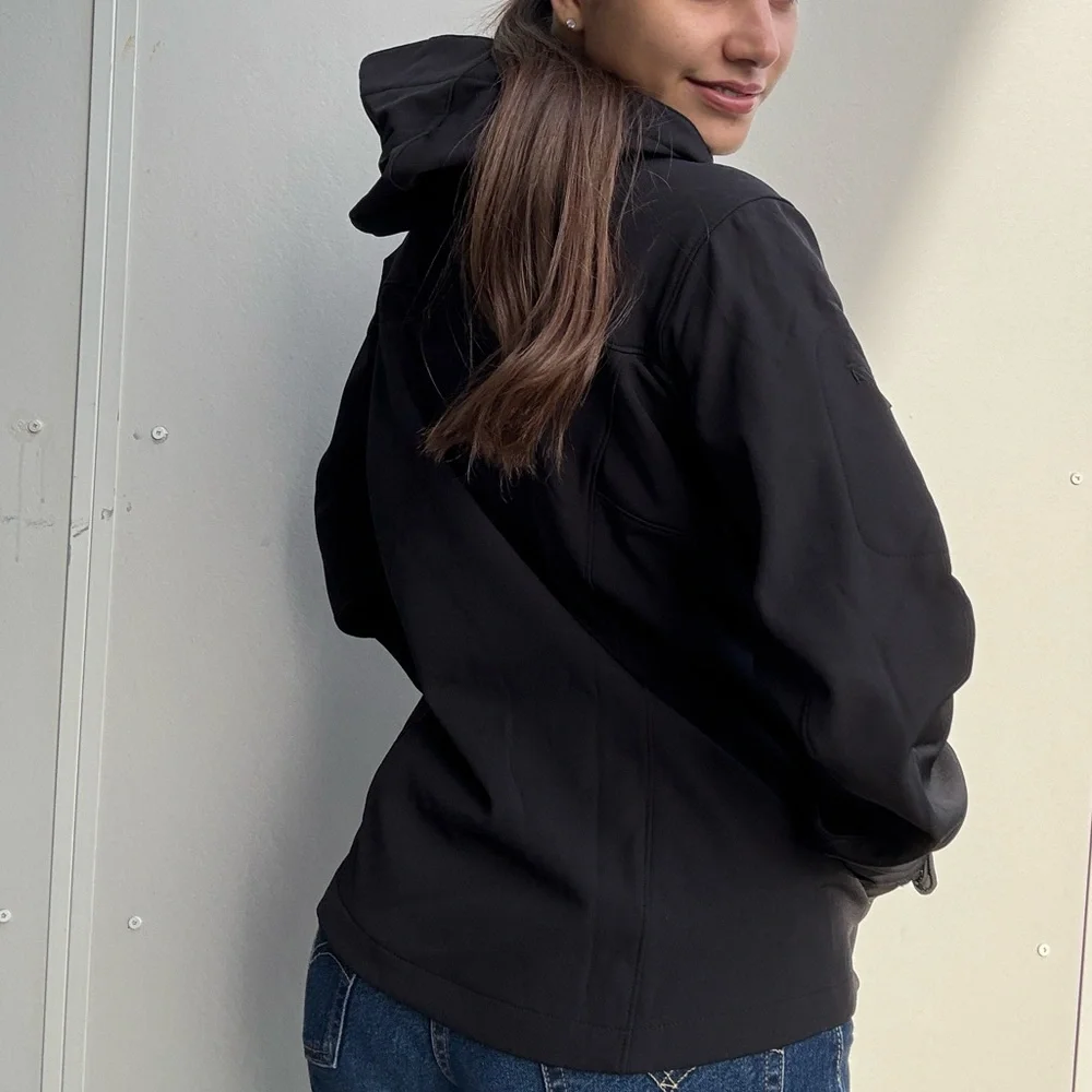 AVIA Softshell Jacket – Water-Resistant, Size M - Picture 6 of 13